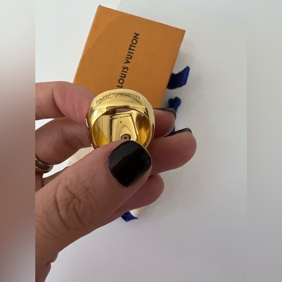 Louis Vuitton ring - Picture 3 of 4